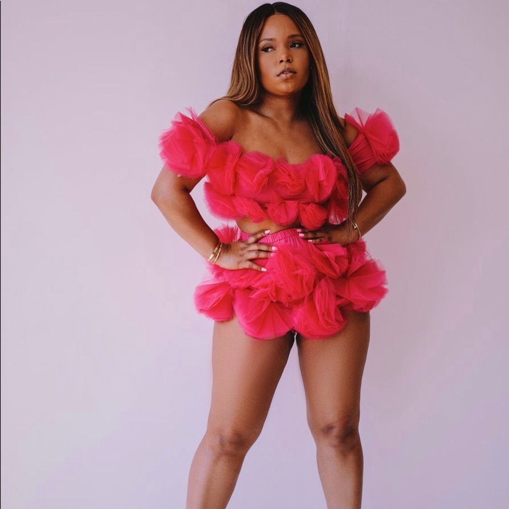 NL pink two piece shorts set